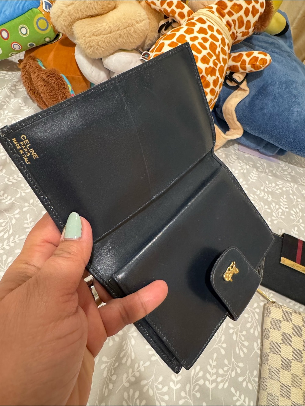 Preloved Wallets - Picture 8 of 16